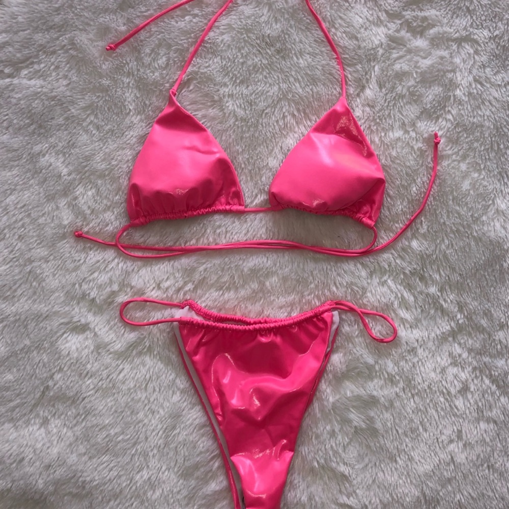 Pink bikini reserved